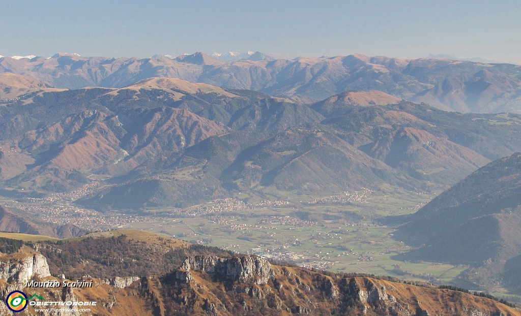 37 Con la Piana di Clusone....JPG